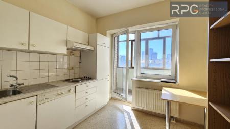 Продам офіс в офісному центрі