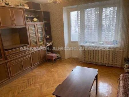 Продам 3-комнатную квартиру