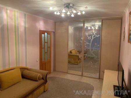 Продам 1-комнатную квартиру