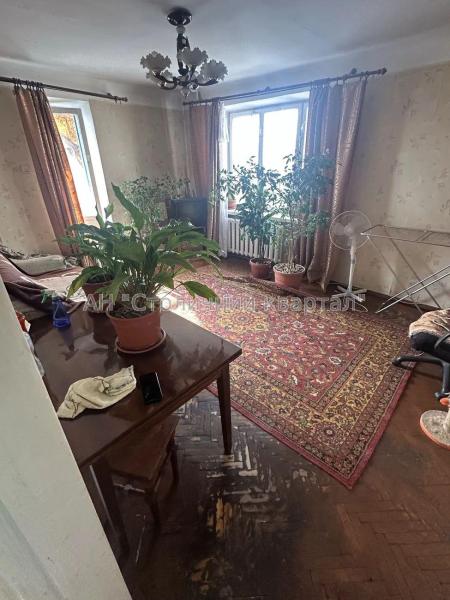 Продам 3-кімнатну квартиру