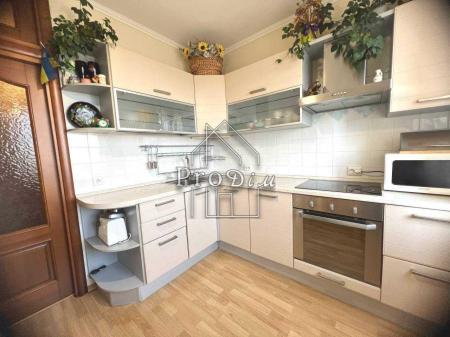 Продам 3-кімнатну квартиру