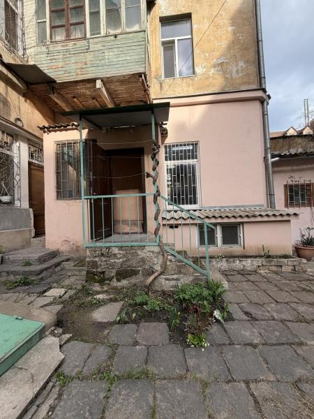 Продам 1-кімнатну квартиру