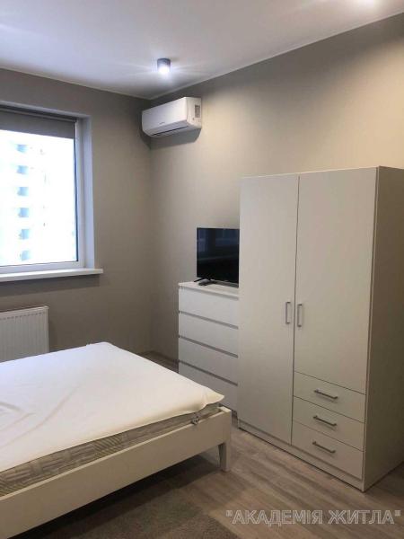 Продам 2-комнатную квартиру в новостройке, ЖК Лебединый
