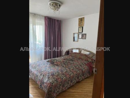 Продам 3-кімнатну квартиру