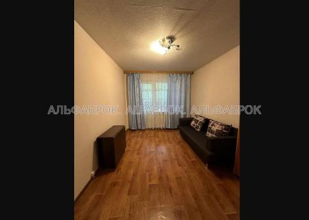 Продам 2-комнатную квартиру