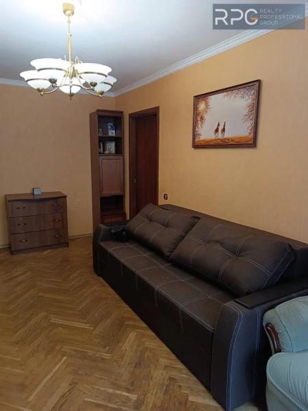 Продам 2-кімнатну квартиру