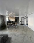 Продам 2-кімнатну квартиру, 72 м², євроремонт