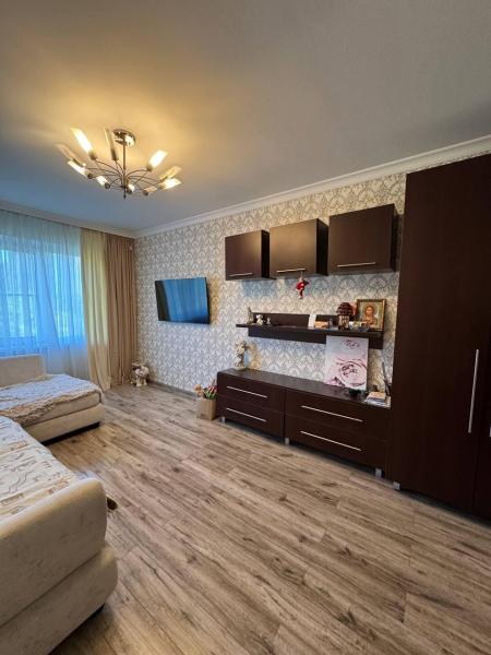 Продам 3-кімнатну квартиру
