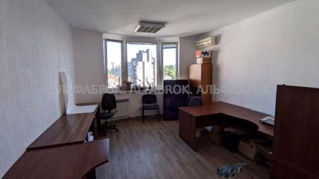 Продам 3-кімнатну квартиру