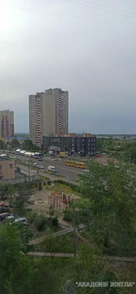 Продам 3-комнатную квартиру