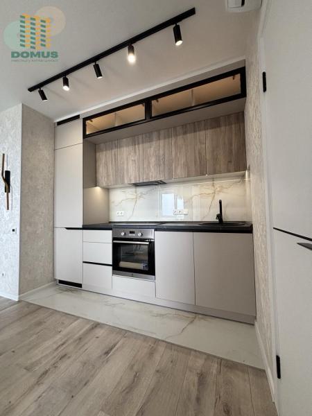 Продам 2-кімнатну квартиру, ЖК «Шістдесят п'ята перлина»