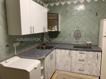 Продам 3-кімнатну квартиру