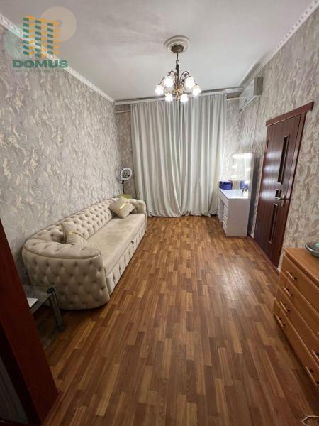 Продам 2-кімнатну квартиру