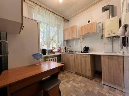 Продам 2-кімнатну квартиру