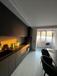 Продам 3-комнатную квартиру, ЖК «Времена года», 92 м², авторский дизайн