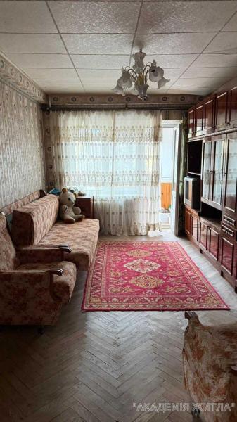 Продам 2-комнатную квартиру