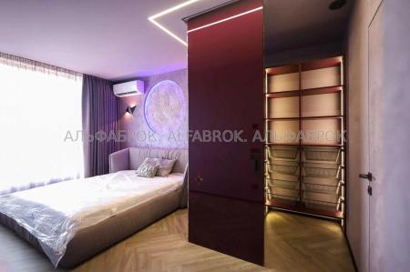 Продам 3-комнатную квартиру, ЖК Dibrova Park