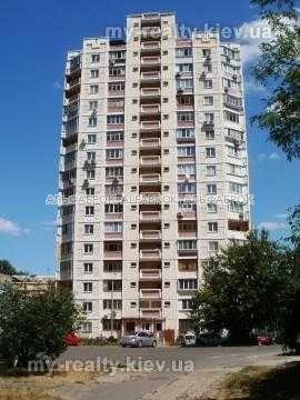 Продам 3-кімнатну квартиру