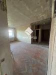 Продам 3-комнатную квартиру, 61 м², без внутренних работ