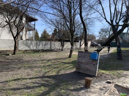 Продам 2-поверховий будинок