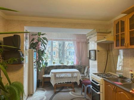 Продам 2-комнатную квартиру