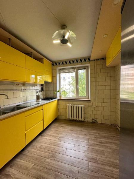 Продам 3-комнатную квартиру