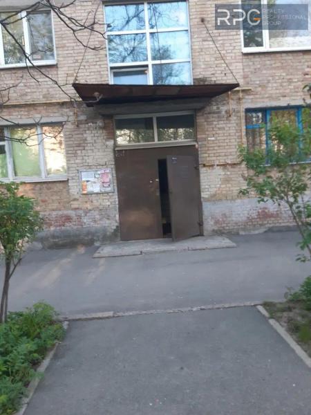 Продам 2-кімнатну квартиру