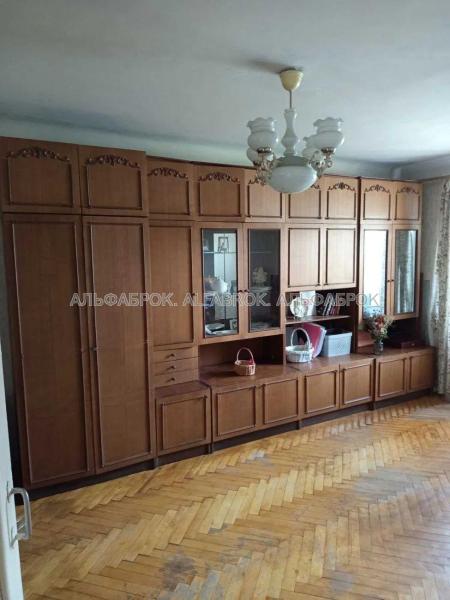 Продам 1-кімнатну квартиру