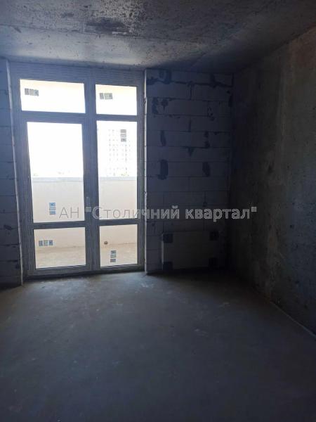 Продам квартиру-студію