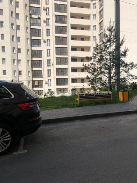 Продам 5-комнатную квартиру в новостройке