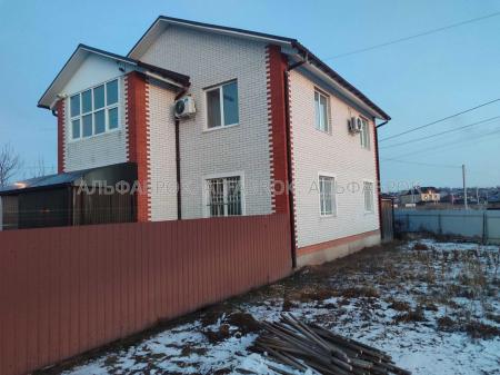 Продам 2-этажный дом