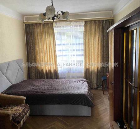 Продам 2-кімнатну квартиру
