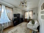 Продам 2-кімнатну квартиру, 52 м², косметичний ремонт