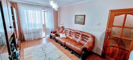 Продам 3-кімнатну квартиру