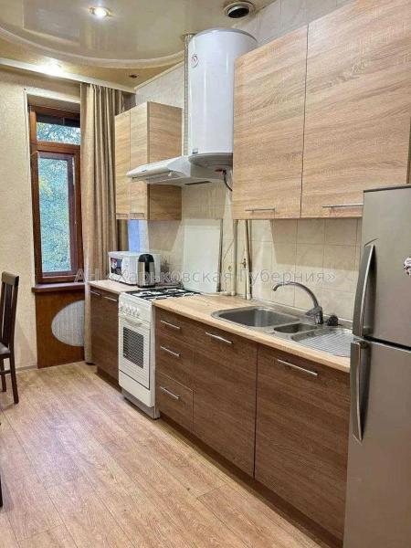 Продам 3-комнатную квартиру