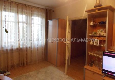 Продам 2-комнатную квартиру
