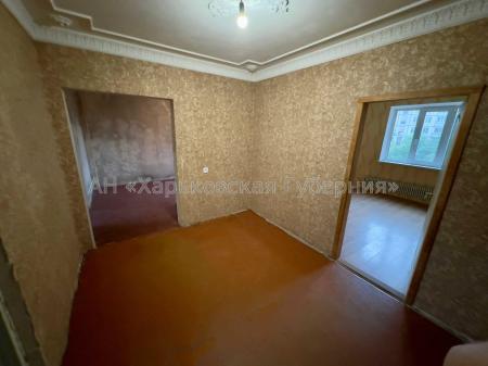 Продам 4-комнатную квартиру
