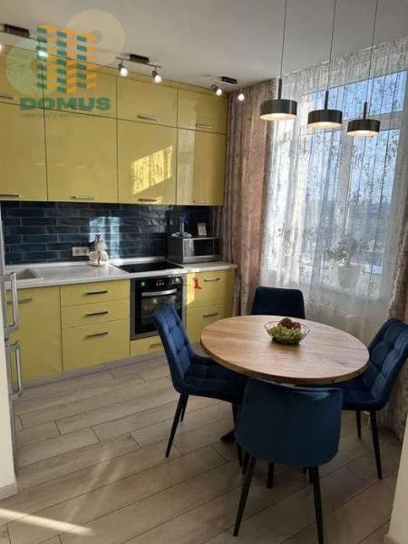 Продам 2-кімнатну квартиру, ЖК «Романовський»