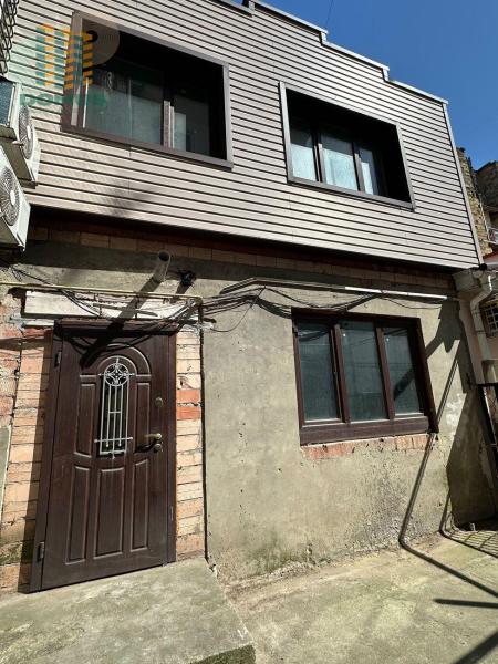 Продам 2-кімнатну квартиру