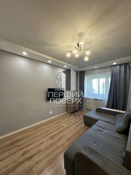 Продам 2-комнатную квартиру