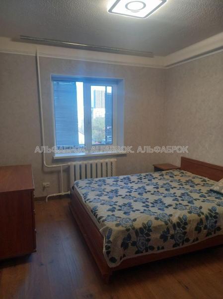 Продам 2-комнатную квартиру