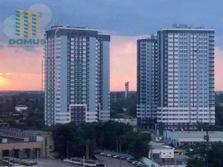 Продам 2-кімнатну квартиру, ЖК «Скай Сіті»