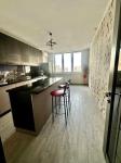Продам 2-кімнатну квартиру, 78 м², євроремонт
