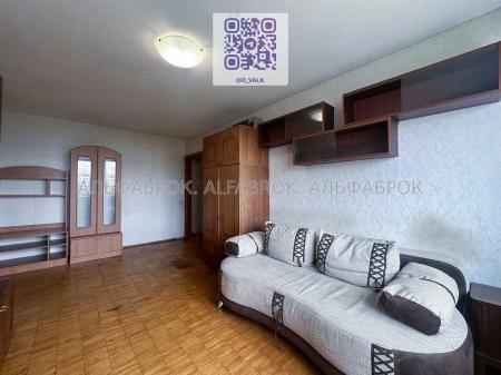 Продам 3-кімнатну квартиру