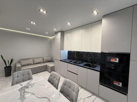 Продам 1-кімнатну квартиру в новобудові