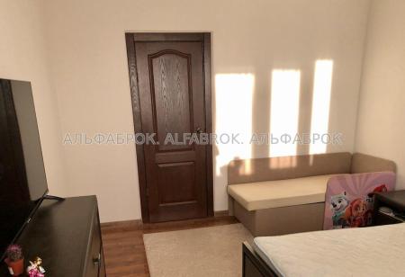 Продам 3-комнатную квартиру, ЖК Чайка
