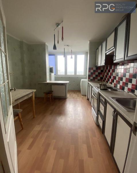 Продам 3-кімнатну квартиру