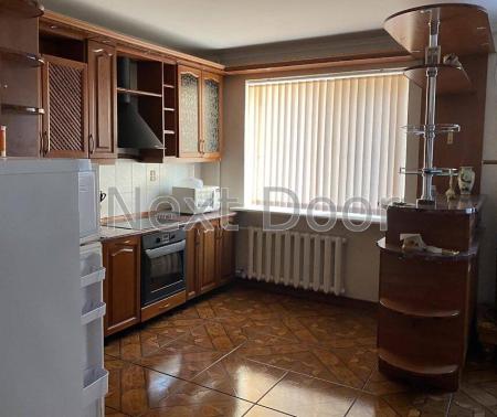 Продам 3-кімнатну квартиру