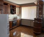 Продам 3-кімнатну квартиру, 107 м², косметичний ремонт