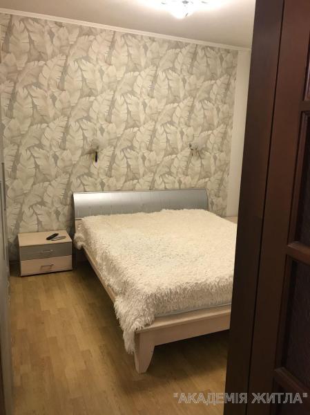 Сдам 3-комнатную квартиру